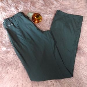 Columbia omni-shield advanced repellency pant Sz 4